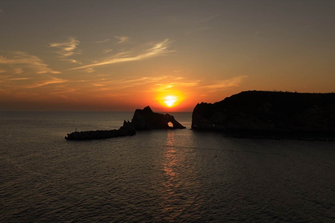 Sunset behind Ukishima island seen from the Kyonan coast